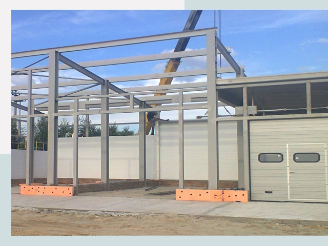 Строительство автосервисов от СтальСтрой-Штр по цене 615 руб.